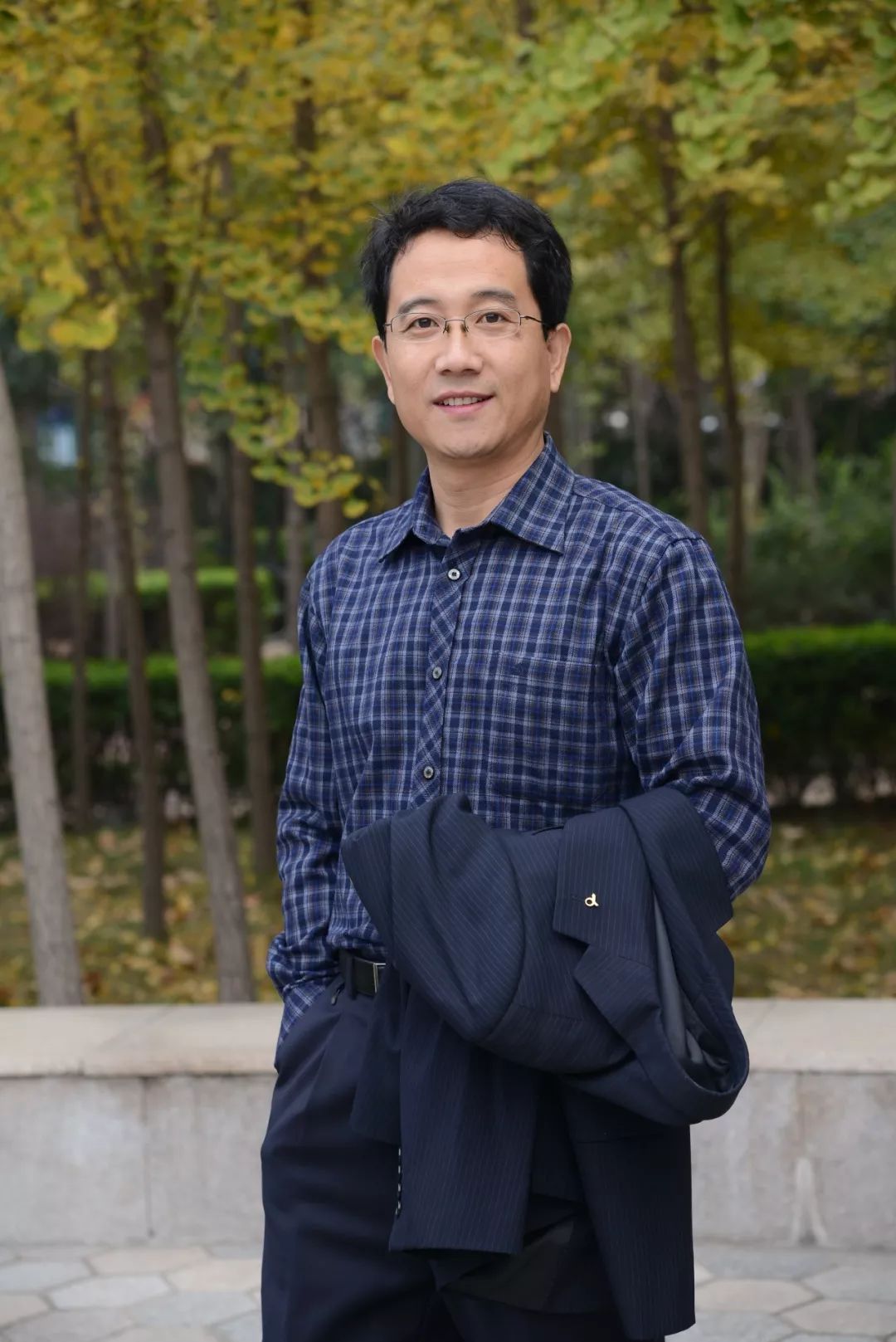 沈宝栋,潍坊七中的一名政治老师.