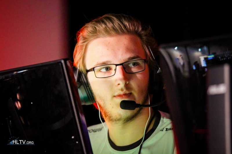 renegades与big战队达成共识,将继续租借smooya