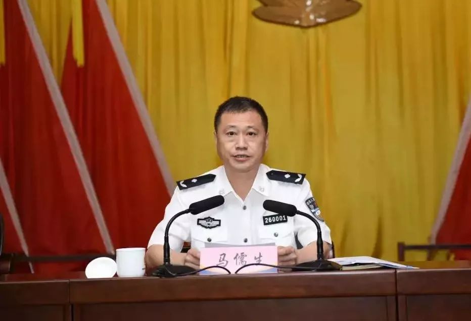 揭阳市副市长,公安局长马儒生要求,要以弘扬英模精神为着力点,深化