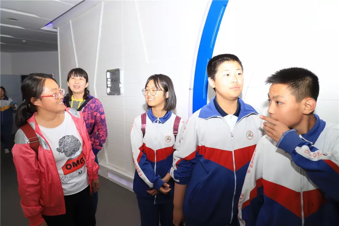 教育涿鹿县初级中学开展梦东方61未来世界研学活动