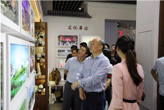 5月10日,县委常委,宣传部长颜国清率全县宣传思想