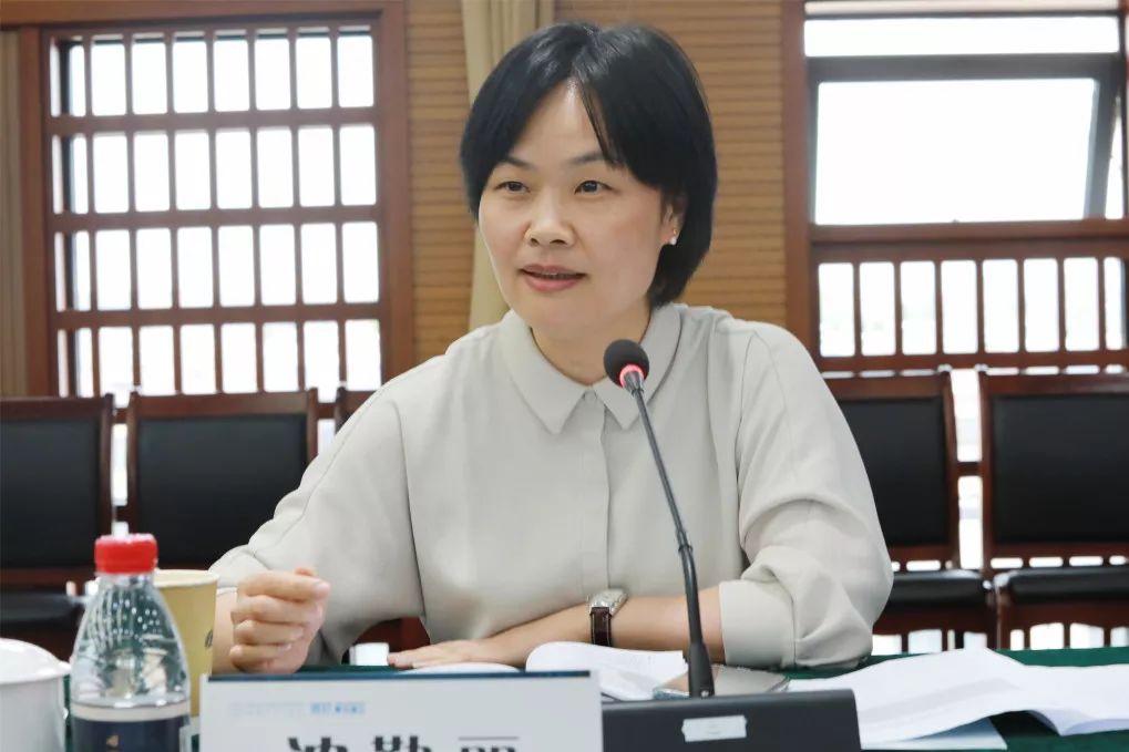 医管会上,沈勤丽副市长作了重要讲话,她对陈旭东同志担任海宁医院院长