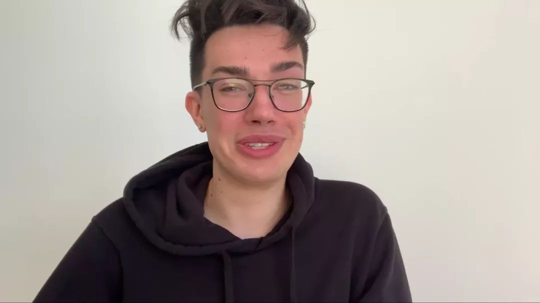 美妆圈大瓜背叛恩师骚扰直男jamescharles还能翻身吗