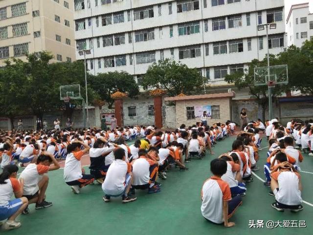 加强防灾演练 构筑平安校园——开平春华小学防震减灾逃生演练