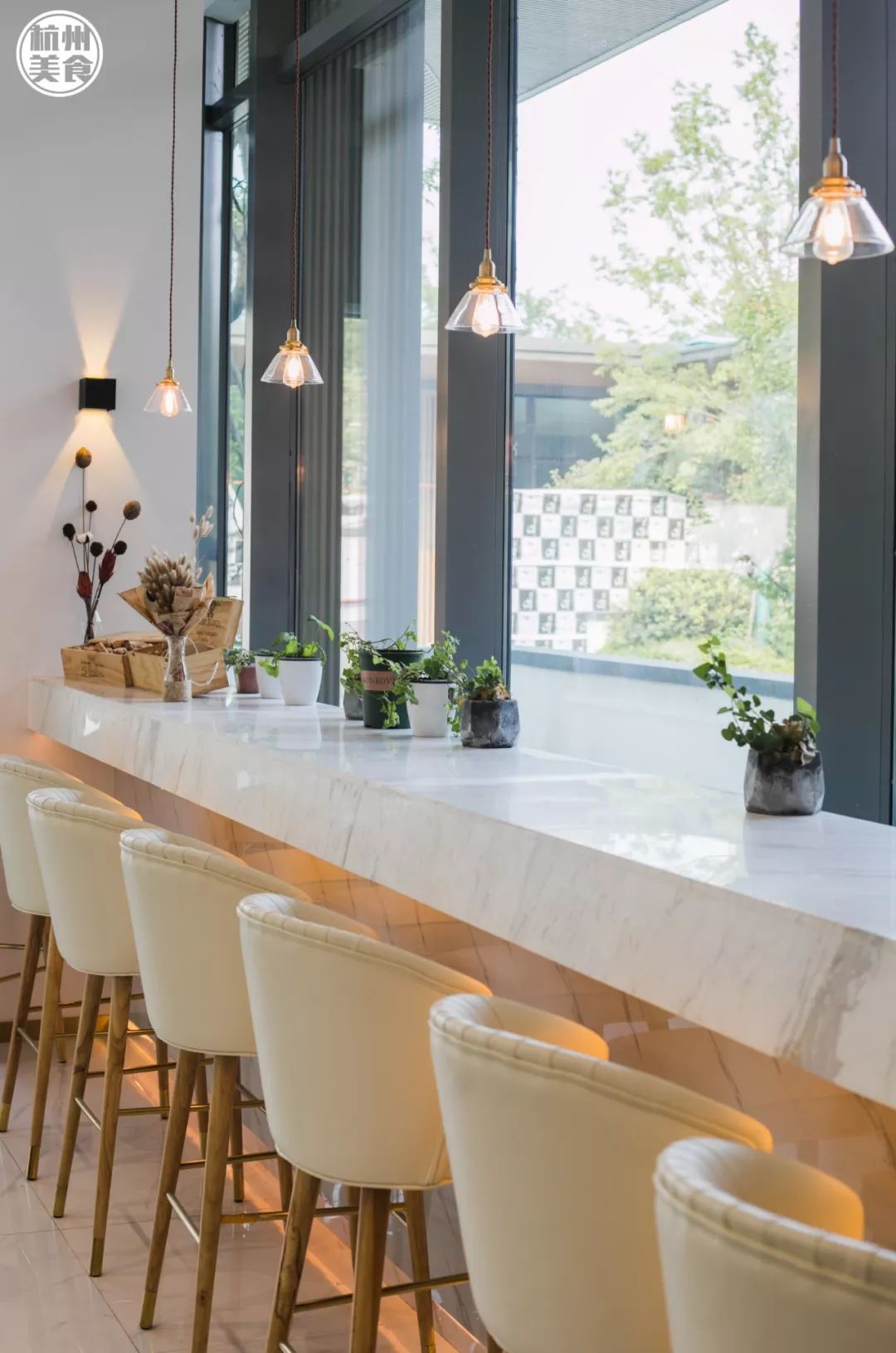 一秒解锁ins北欧风去杭州zui难找西餐厅品下午时光每一口都销魂