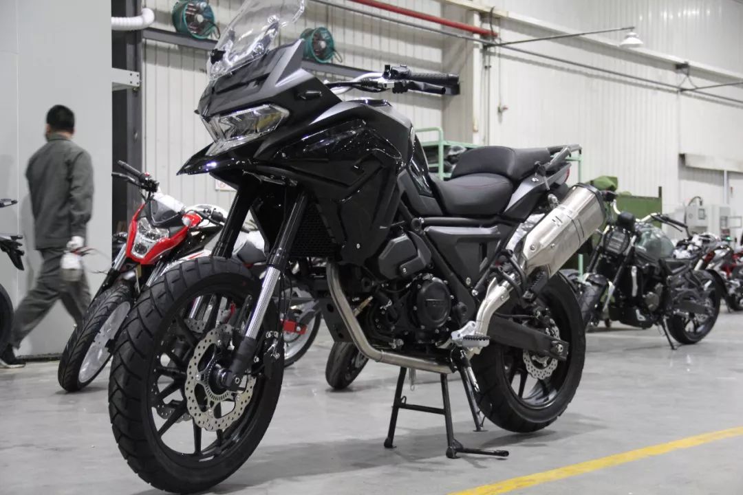 隆鑫全新1万左右200ac复古车500ds650ds量产版本曝光