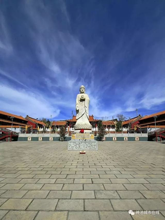 美丽神池显圣寺