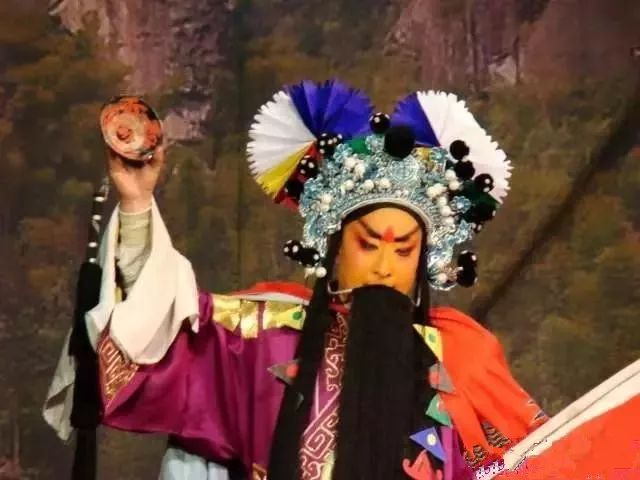 这16种常见的秦腔绝技除了吹火和顶灯其它的你全都了解吗