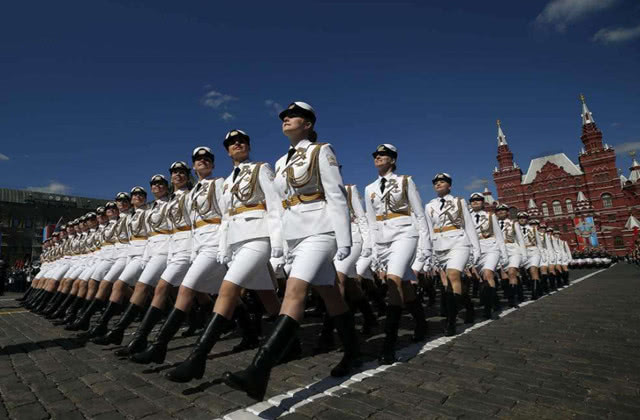 原创女兵体型最彪悍的国家:蒙古女兵仅第3,第1能打5个男兵