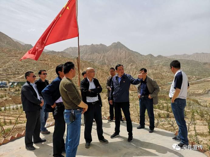【检查指导】省水利厅副厅长王海平一行检查指导尖扎县小流域治理工程