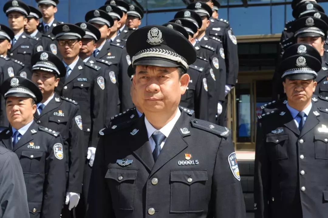 北京特警公安局长图片