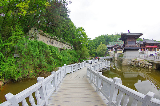 原创安徽潜山最幽静的风景区古寺溪水名人石刻犹如世外桃源
