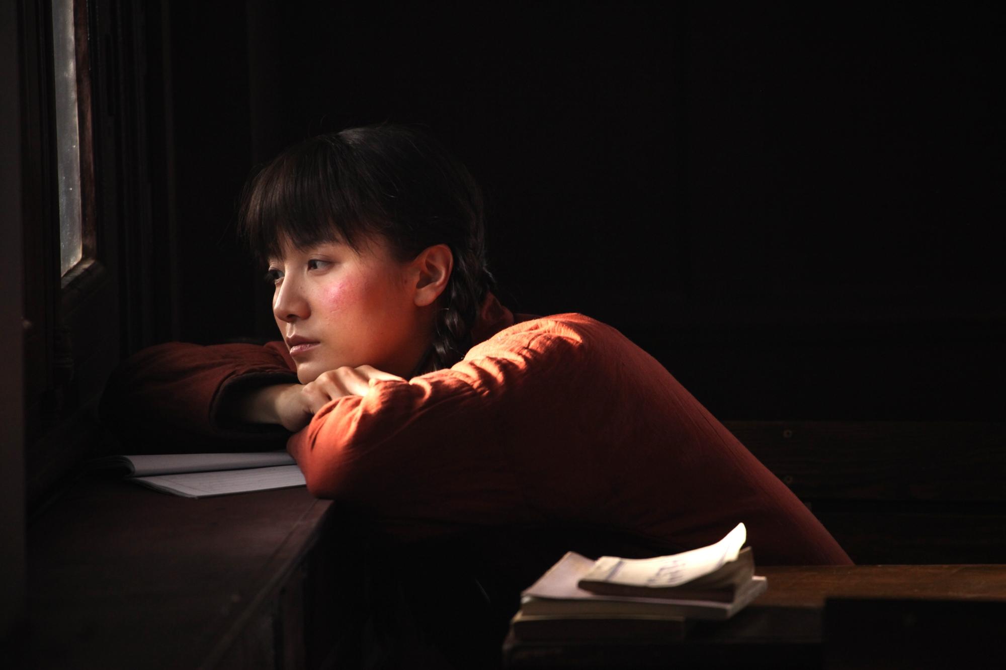 两次怀着前任孩子,和现任谈恋爱,生命止于31,爱人无数!_萧红