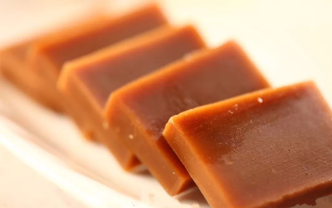 福建武平的客家煎粄▲ 梅州味酵粄▲ 客家捆 