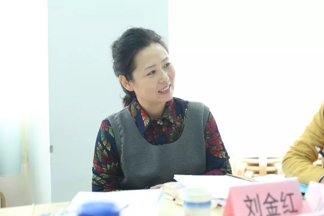 人要活成一束光记唐山工业职业技术学院职业素养导师刘金红