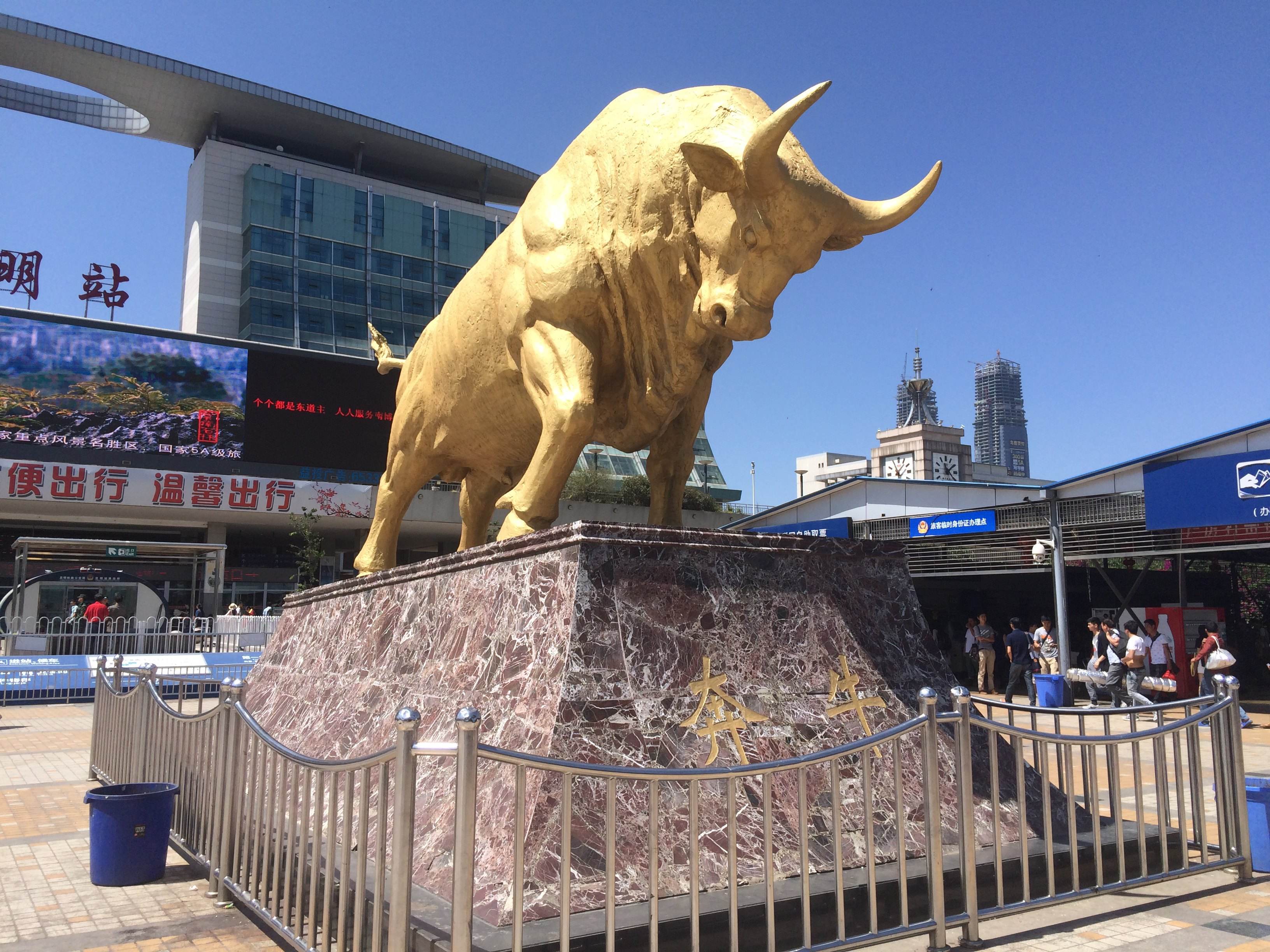 原创谁说旅游很费钱出门旅行不用太多钱也能玩得很好