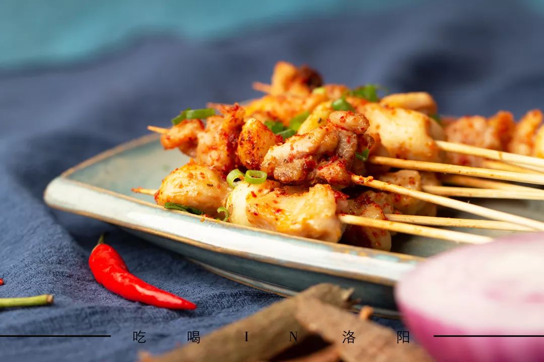 洛阳龙虾烧烤界再添一员猛将!势必承包你的胃!