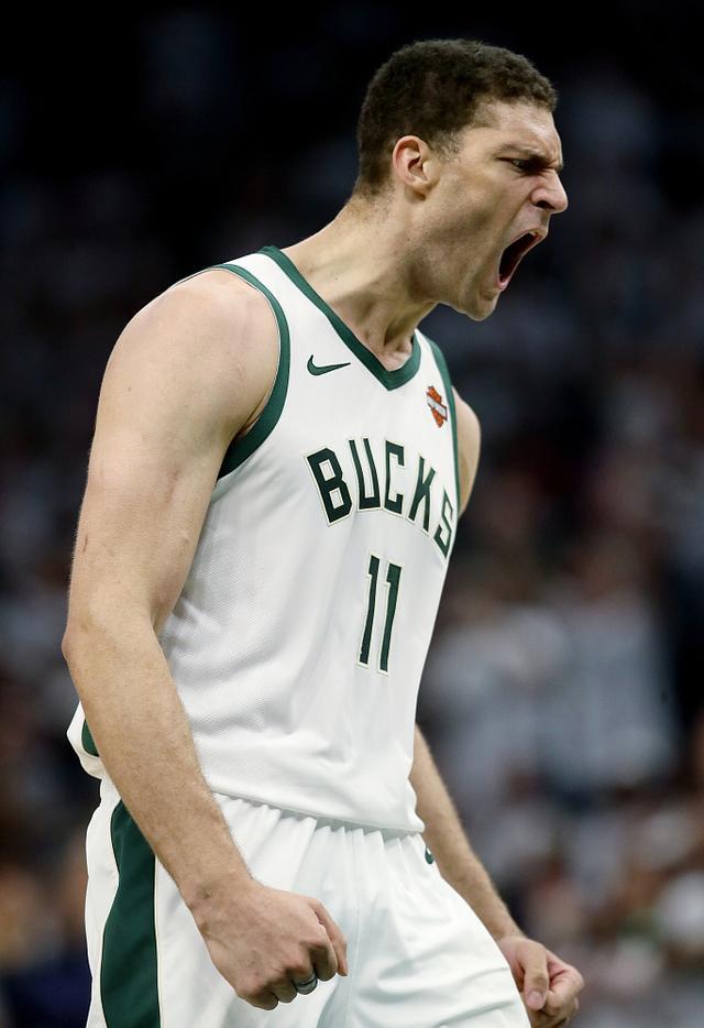 原创比字母哥还硬!洛城弃将独揽29 11,德克尔:湖人放走了詹皇绝配