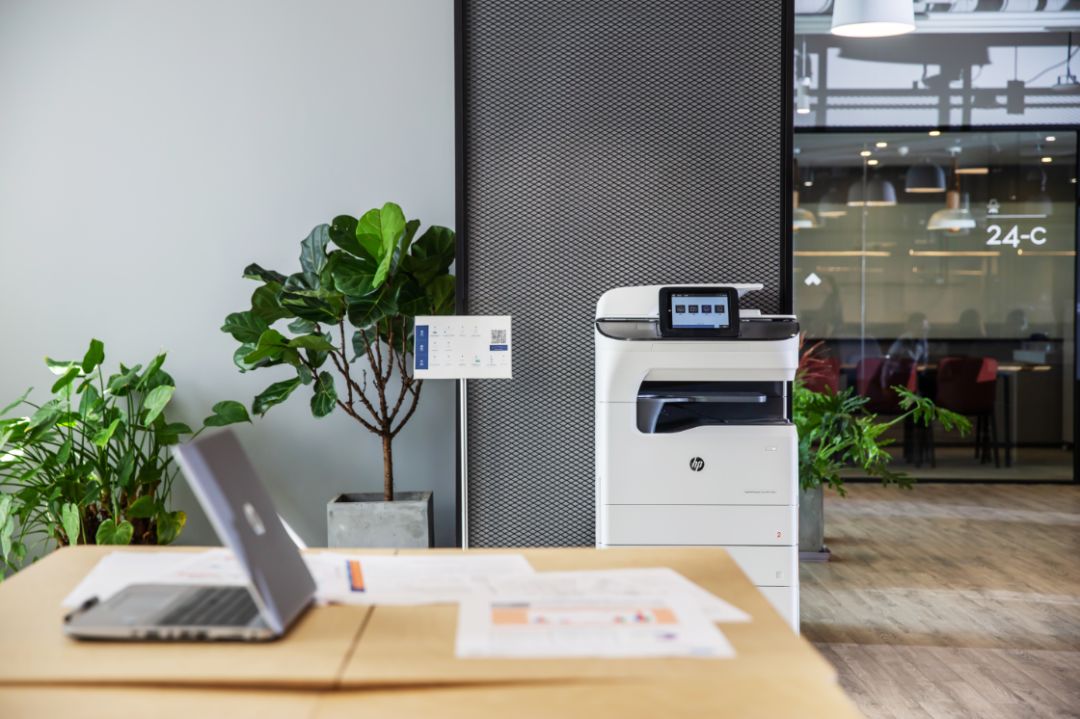 1个id就能掌控的未来办公空间.