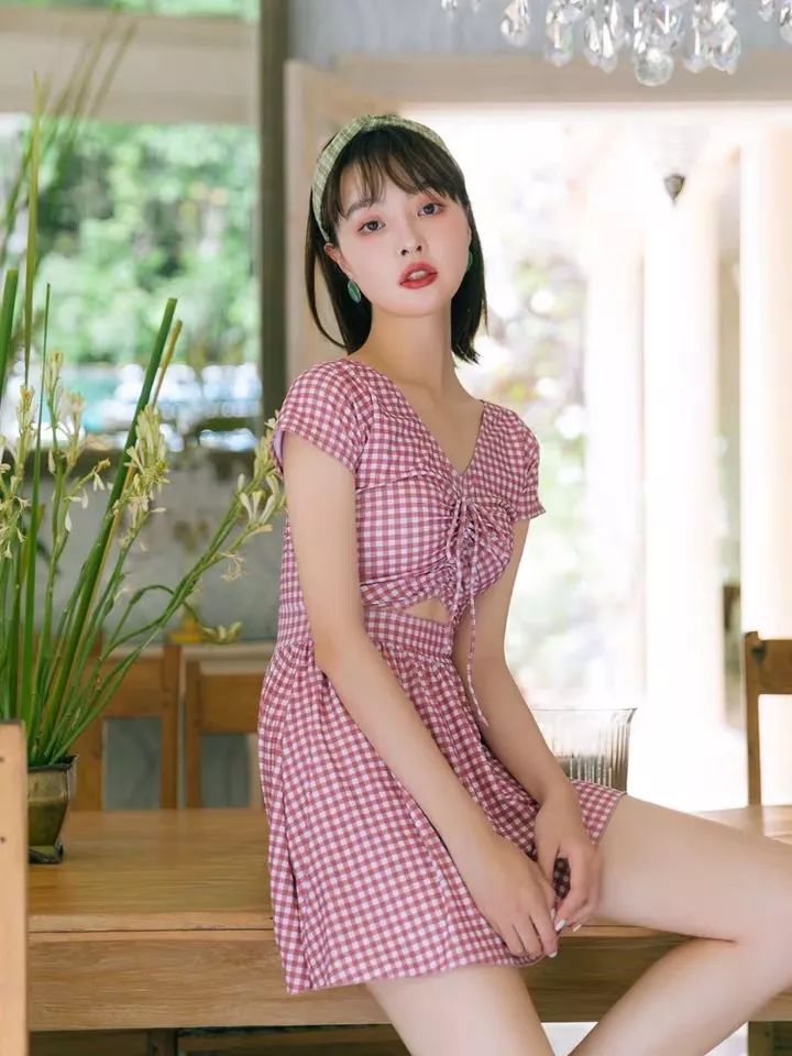 藏肉显胸显腿长的泳衣是真实存在的