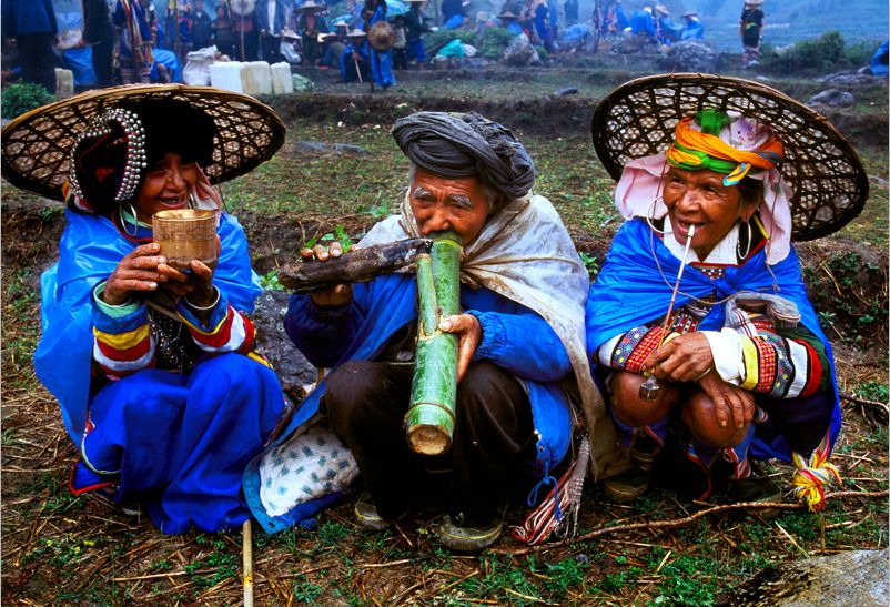 美满,取水回家祭祀等一系列活动,向人们展示了浓郁的拉祜族风俗氛围