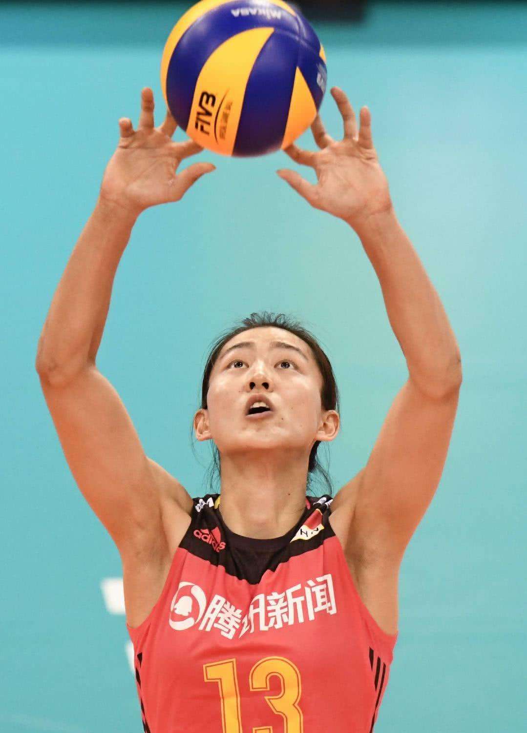 刁琳宇或成“加大版丁霞”，传球大胆活跃将是中国女排夺冠奇兵！-搜狐大视野-搜狐新闻