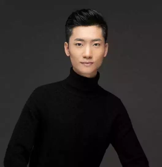 臧志强饰卫疆毕业于内蒙古大学艺术学院舞蹈表演专业,呼和浩特民族