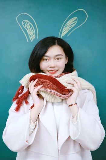 杜倩优秀毕业生视觉传达专业高材生