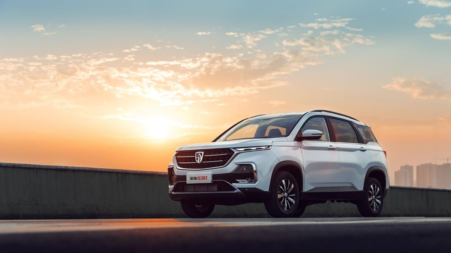 国外买新款科帕奇,国内就买新款宝骏530,岂不是美滋滋!