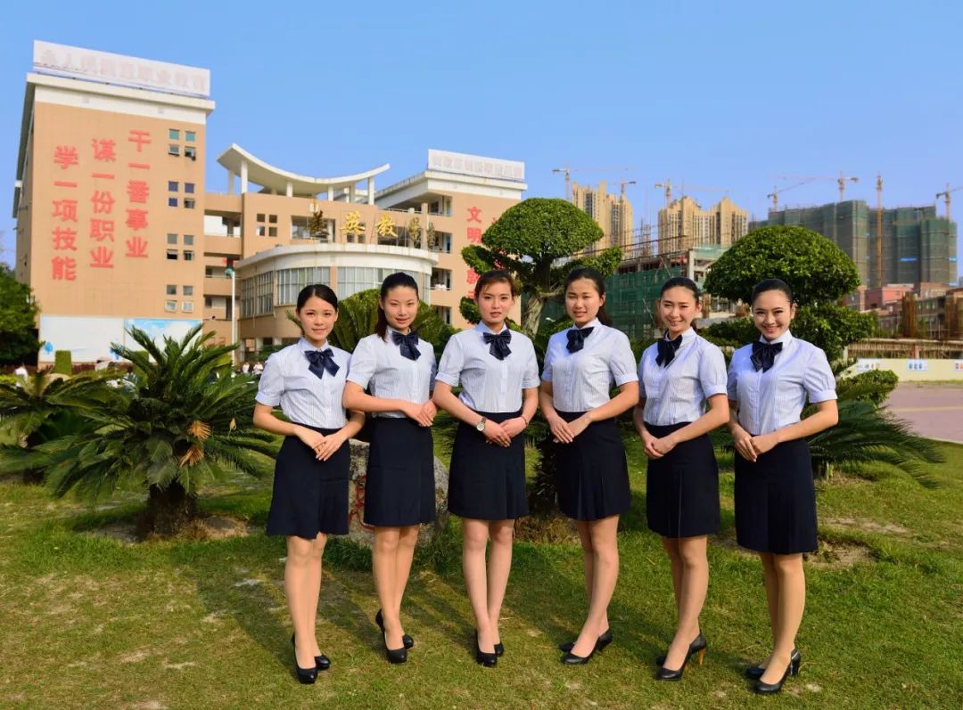 福建省晋江华侨职业中专学校航空服务专业23大专2019年招生报名面试