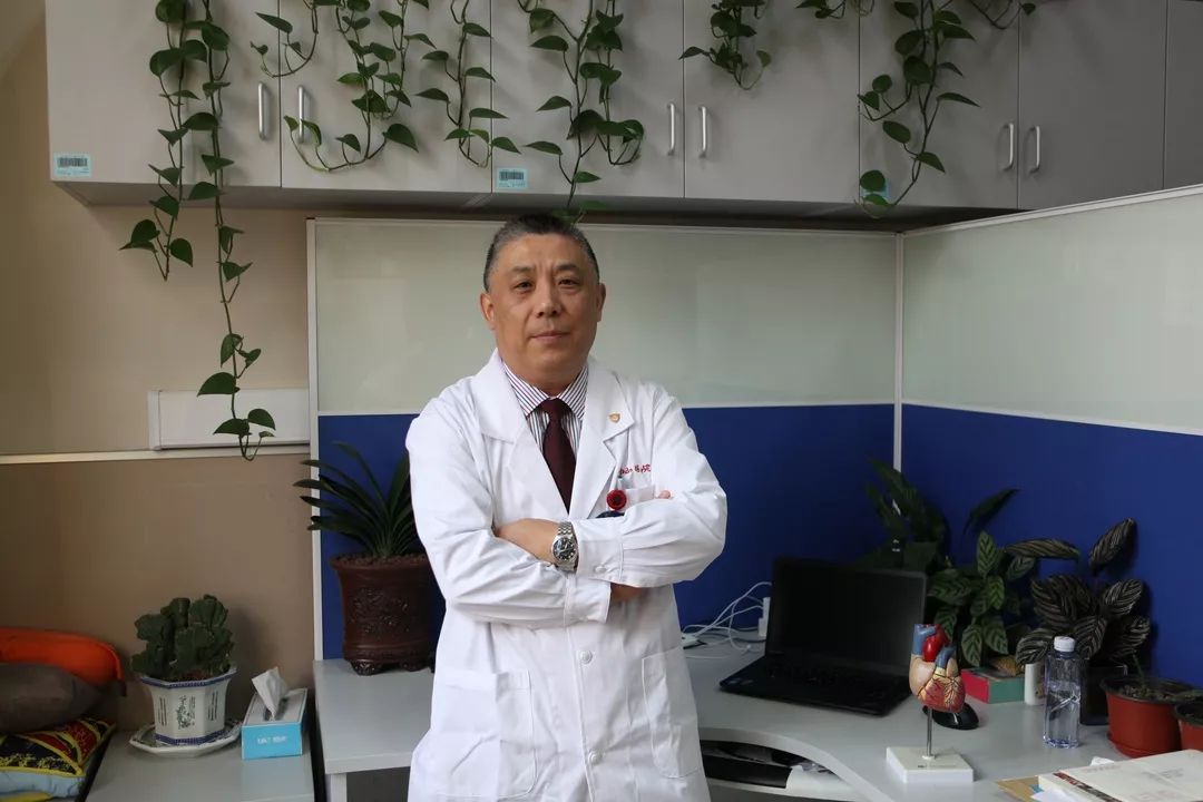 项目完成人:宿燕岗, 汪菁峰, 秦胜梅, 柏瑾, 葛均波, 王蔚, 陈学颖