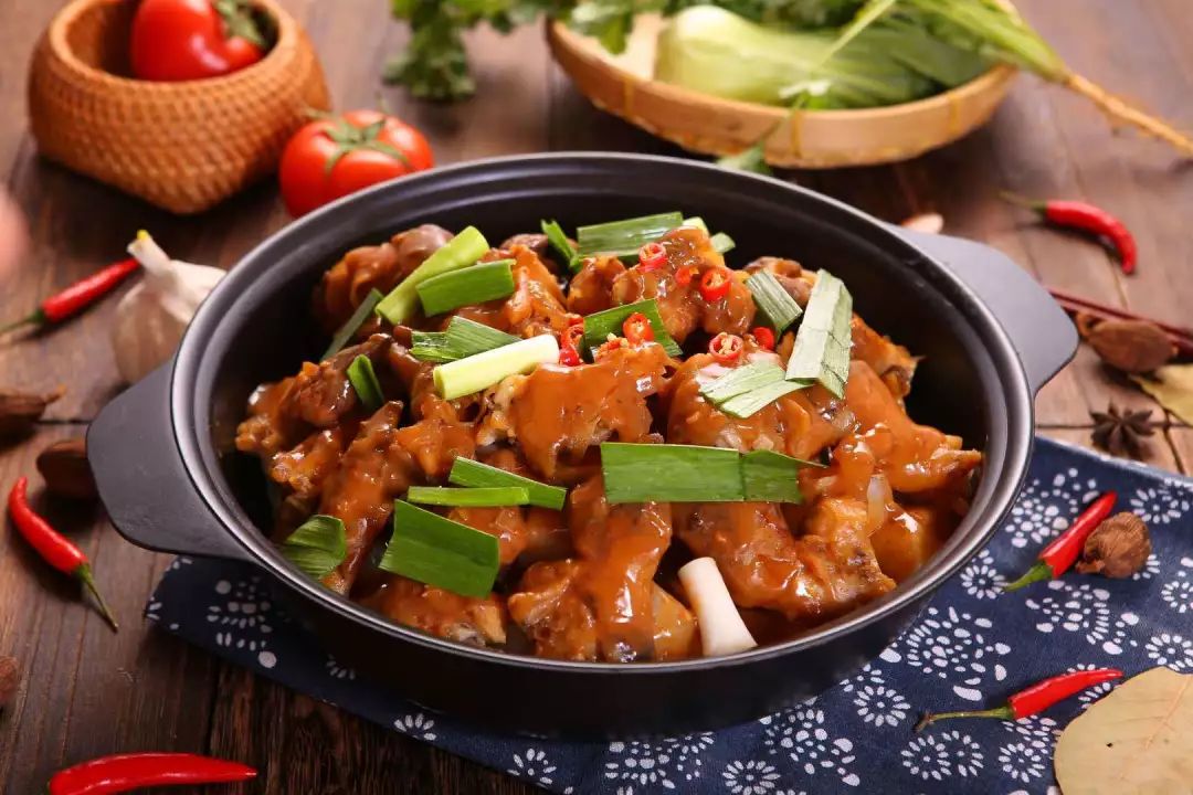 >>>进店必点   羊蹄煲大赢家,一家为梦想而生为羊肉而生的店只为将