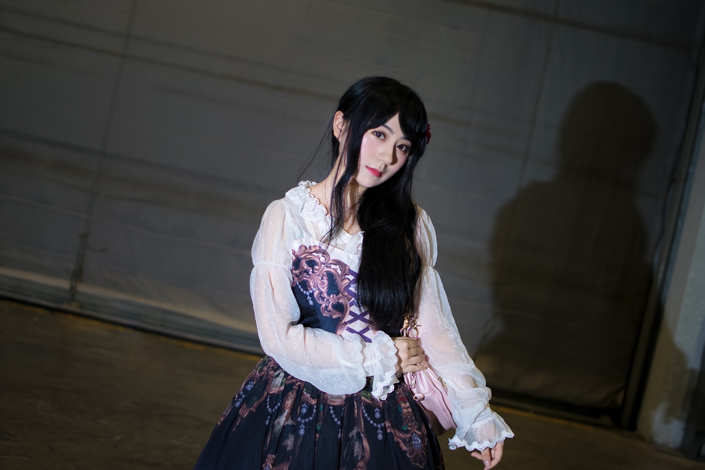 洛丽塔场照,小姐姐的蓬蓬裙特别有仙气._lolitacn