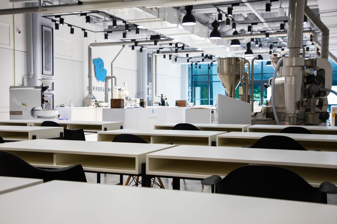 正瀚生技的咖啡教室,也是考场.