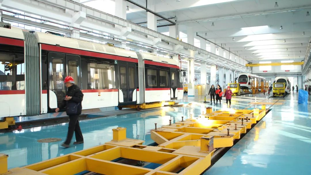 线路四:美丽公交站(巴沟有轨电车车辆段)活动地点:保修分公司一厂线路