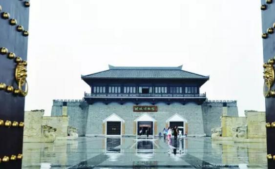 有一番道不尽的历史,其先后为曹魏,后赵,冉魏,前燕,东魏,北齐六朝都城