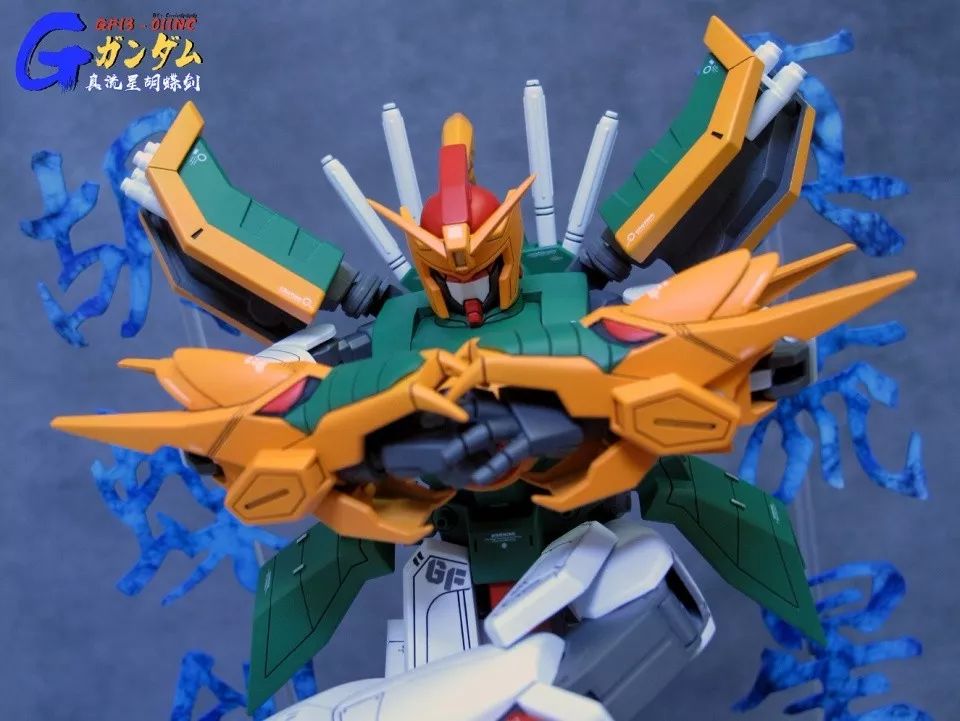 [小t高达秀]hg飞龙高达:真流星胡蝶剑