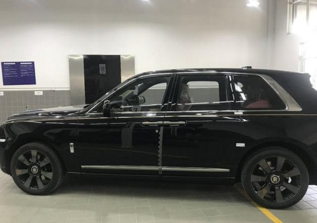 开劳斯莱斯库里南出库出库管理员每次手里都要捏出了一把冷汗