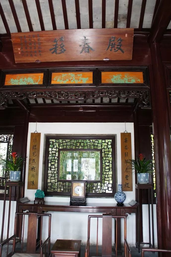 「穿洋过海」的殿春簃西部的内园最广为游客喜爱,其中小院殿春簃,是