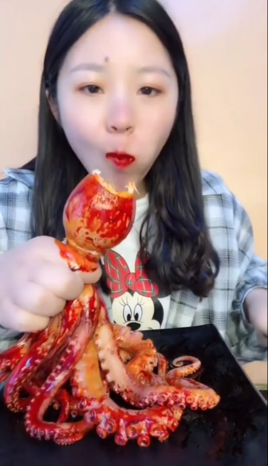 快手上的爆头八爪鱼为什么这么火
