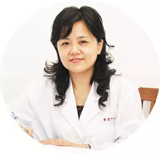 技术70岁老人腹大如孕妇原来是盆腹腔巨大囊肿在作祟