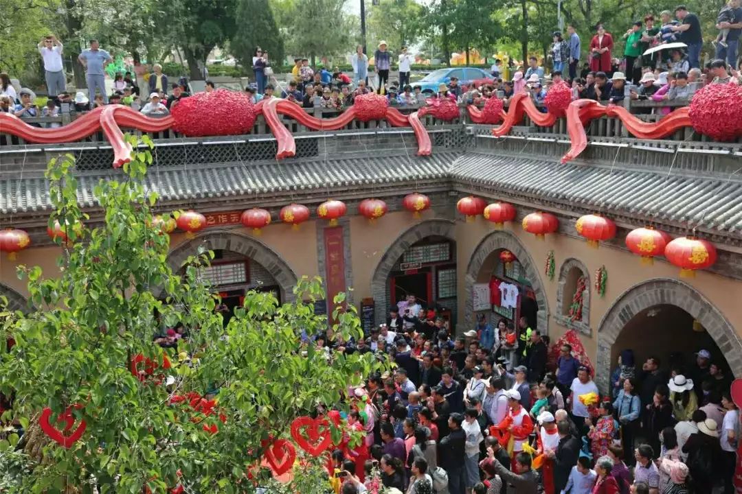 回眸精彩节会系列报道之一:旅游添活力