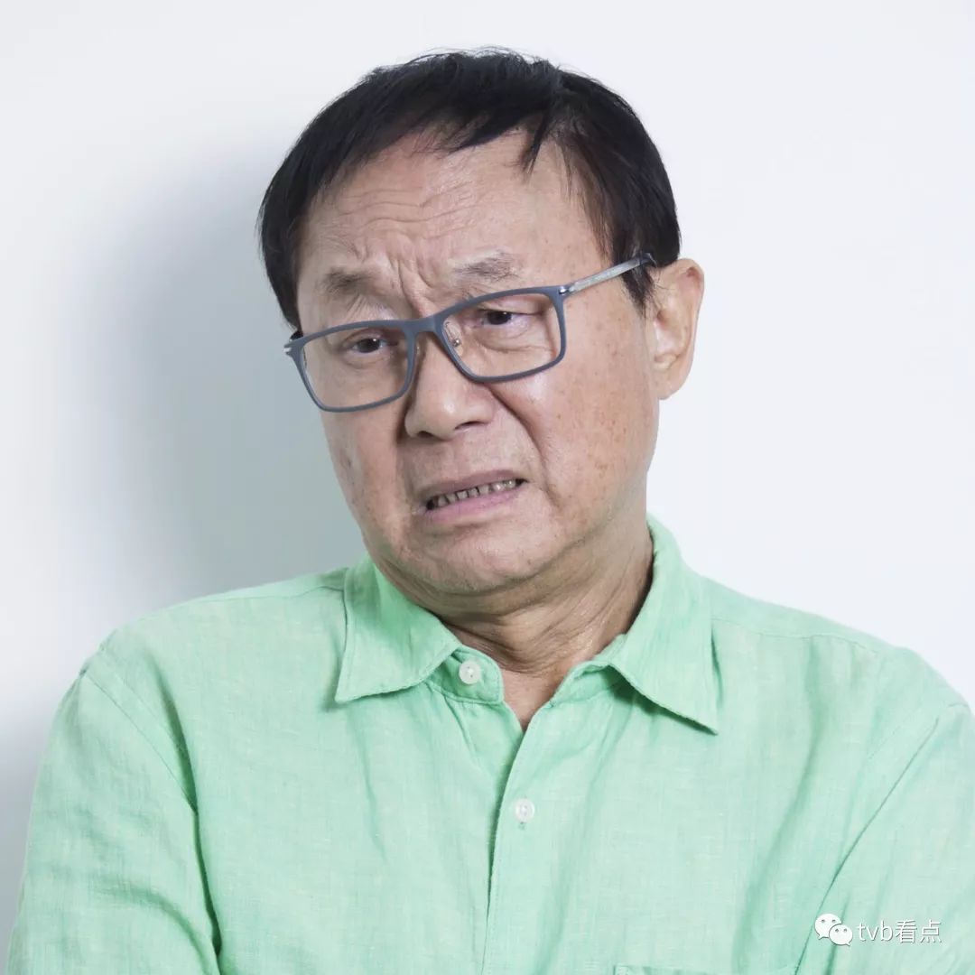 儿女也双双长大成人,许思维进军娱乐圈做起了新人导演