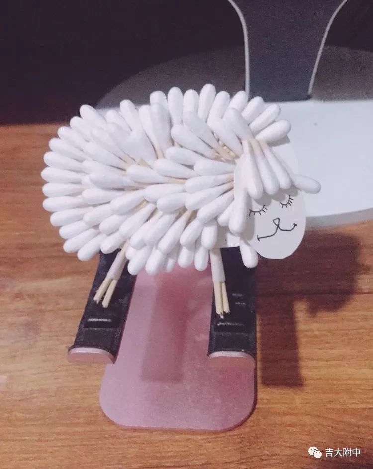 吉大附中绮丽工作坊棉签的舞姿