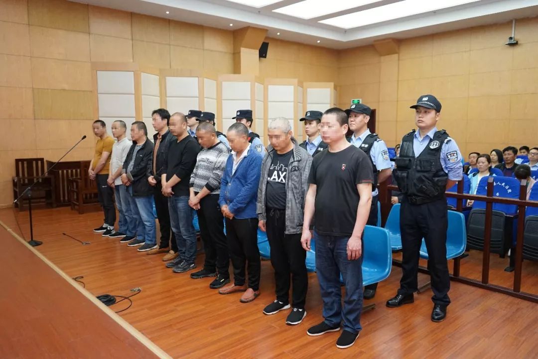 广德法院公开审理一起恶势力犯罪集团案 9名被告人出庭受审