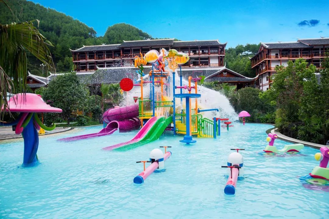 水上乐园包含剑河温泉城室内外温泉 大型水上乐园剑河温泉城五星住宿