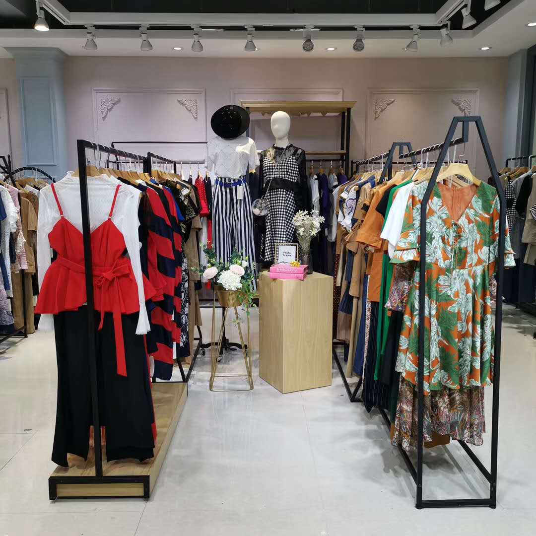 杭州时尚潮流女装品牌艾安琪19年夏 品牌女装尾货市场