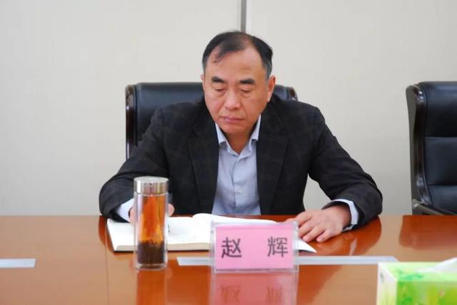 甄文涛冯治勤一行到省知识产权服务中心寻求支持