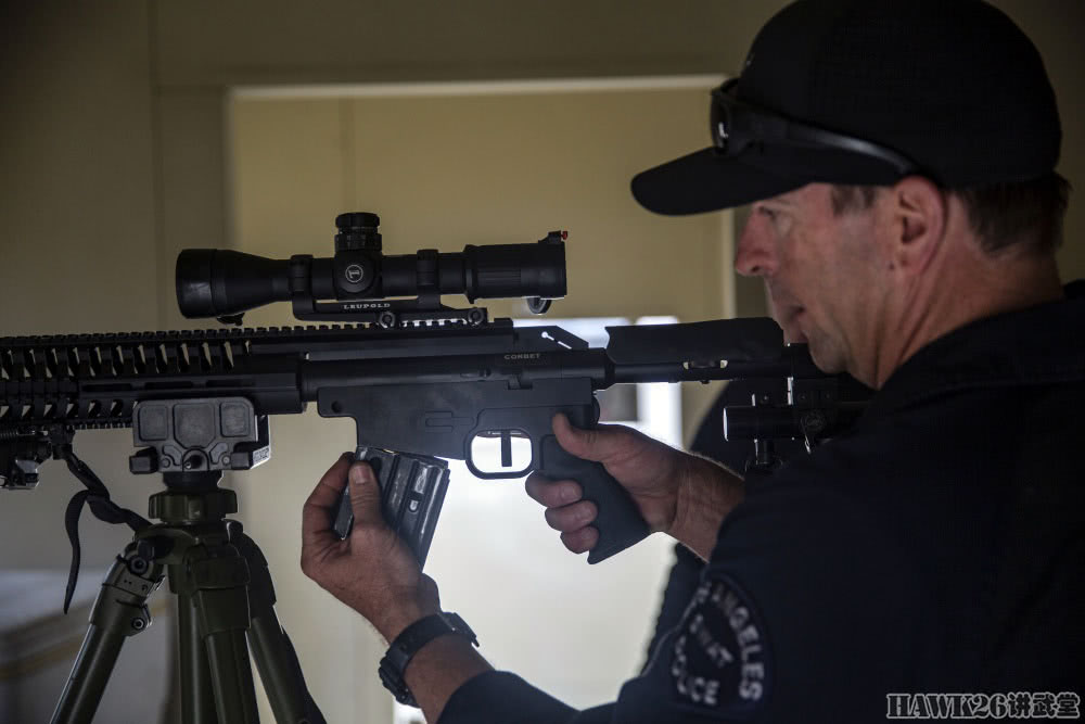 原创洛杉矶警察局swat警官狙击训练借用美海军陆战队基地