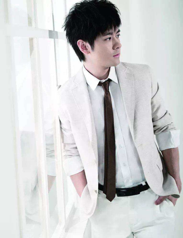 老男神"林志颖倾情献唱,健康,充满活力,阳光暖男的形象再掀正能量狂潮